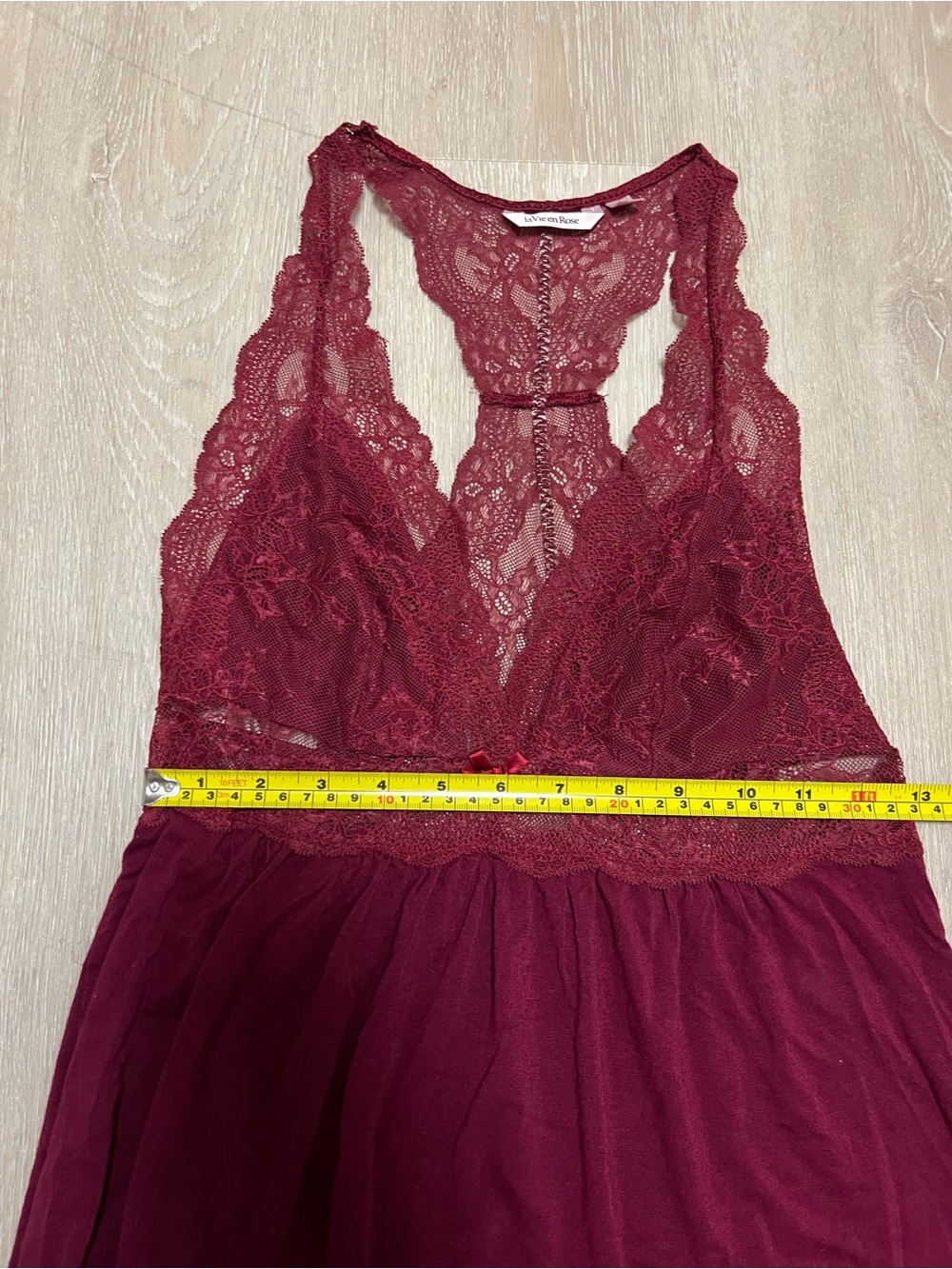 Y2K Le Vie En Rose Lace Trim Deep V Neck Chemise in Burgundy Women’s Small - Picture 5 of 7